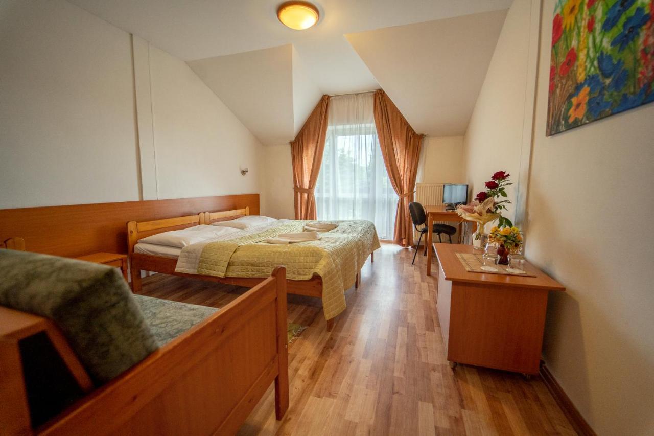 Park Hotel Cingov Smižany エクステリア 写真